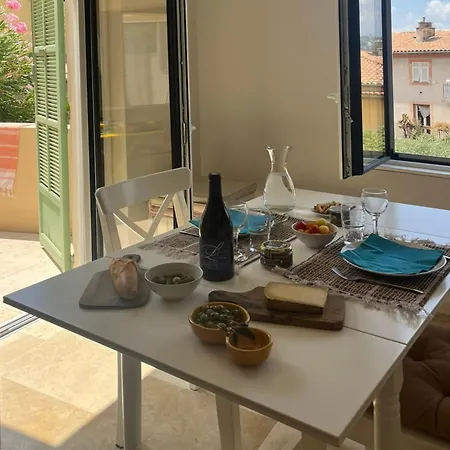 Apartman Unique Dans Le Vieux-nice! Avec Jardin Et Terrasse *
