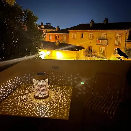 Unique Dans Le Vieux-nice! Avec Jardin Et Terrasse Nizza
