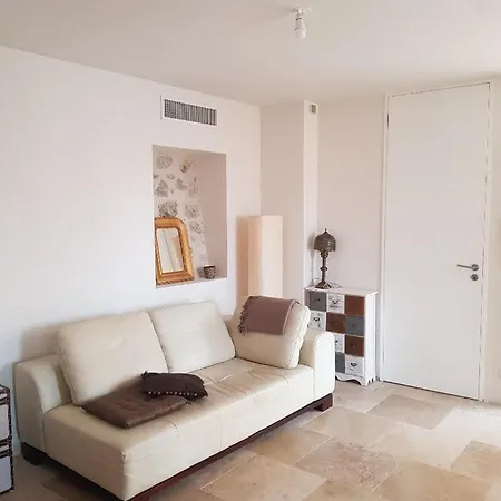 Unique Dans Le Vieux-nice! Avec Jardin Et Terrasse
