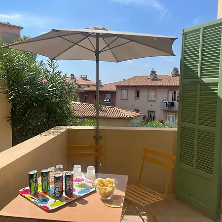 Unique Dans Le Vieux-nice! Avec Jardin Et Terrasse