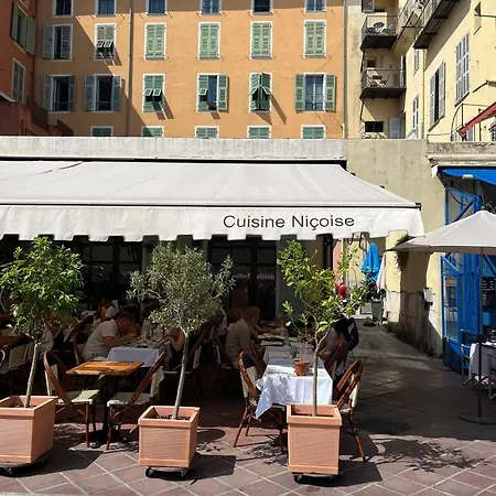 Unique Dans Le Vieux-nice! Avec Jardin Et Terrasse Appartamento *