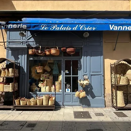 Unique Dans Le Vieux-nice! Avec Jardin Et Terrasse * Nizza